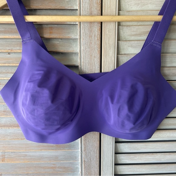 Knix NWOT Periwinkle Padded V-Neck Bra - Thin Strap size:6 fits 32DD, 34DD, 32E - Picture 4 of 10